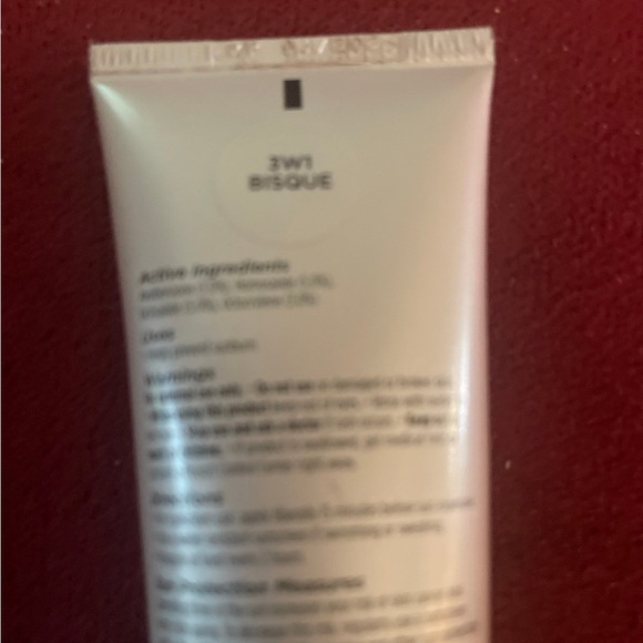 New,LAURA MERCIER TINTED MOISTURIZER LIGHT REVEALER Natural Skin tone 3W1 BISQUE - Picture 3 of 3